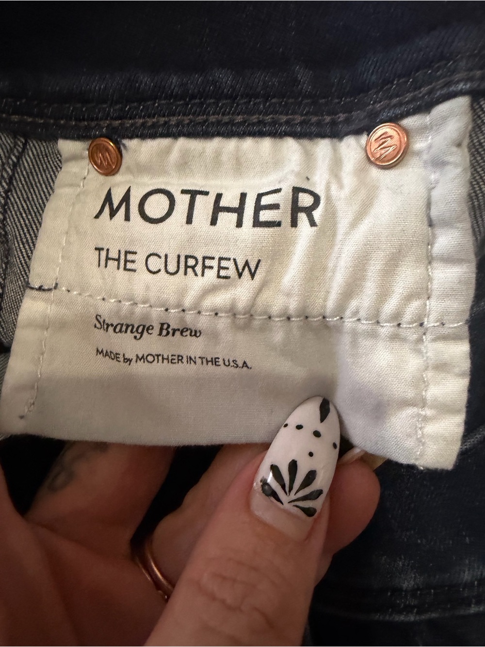 Mother Jeans The Curfew in Strange Brew Flare Jeans - Size 25 - Picture 3 of 10